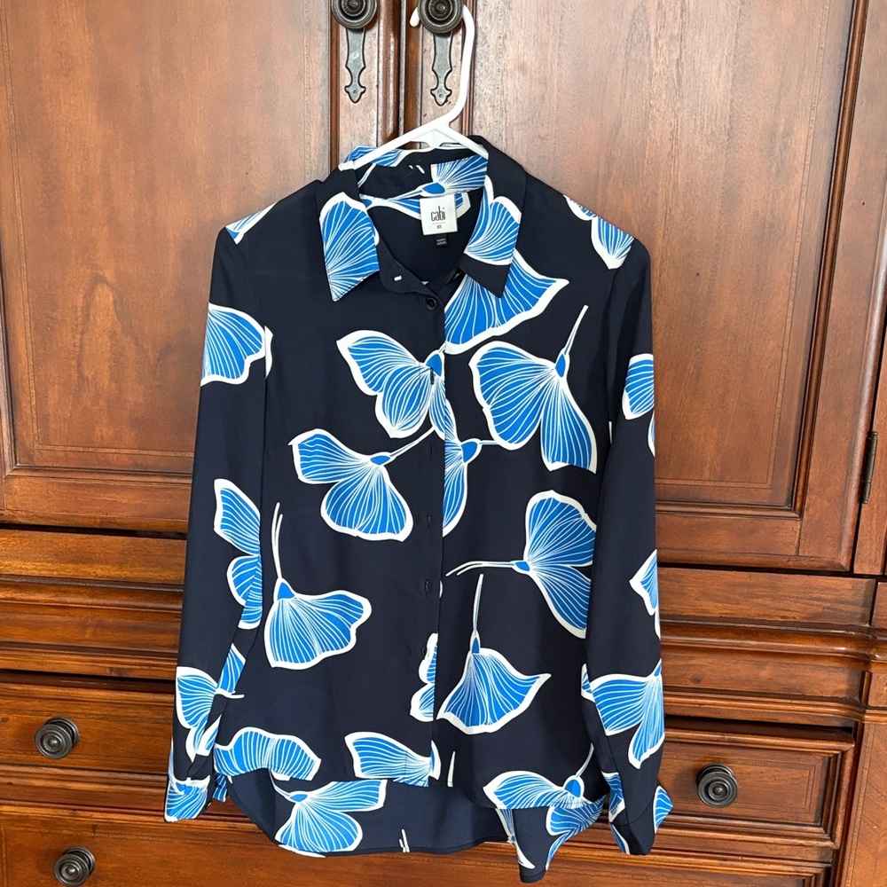 CAbi Navy and Blue Leaf Print Blouse